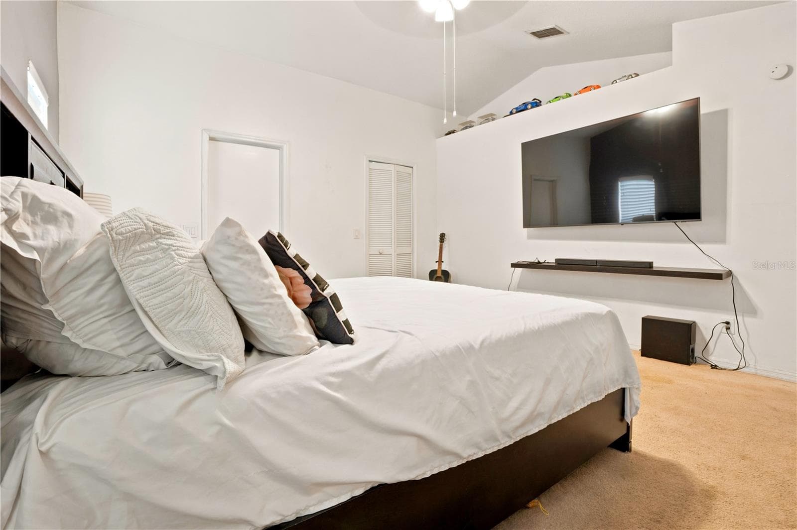 Single Family Residence at 4702 FORT BRAVO CT, ORLANDO, photo 17 of 39