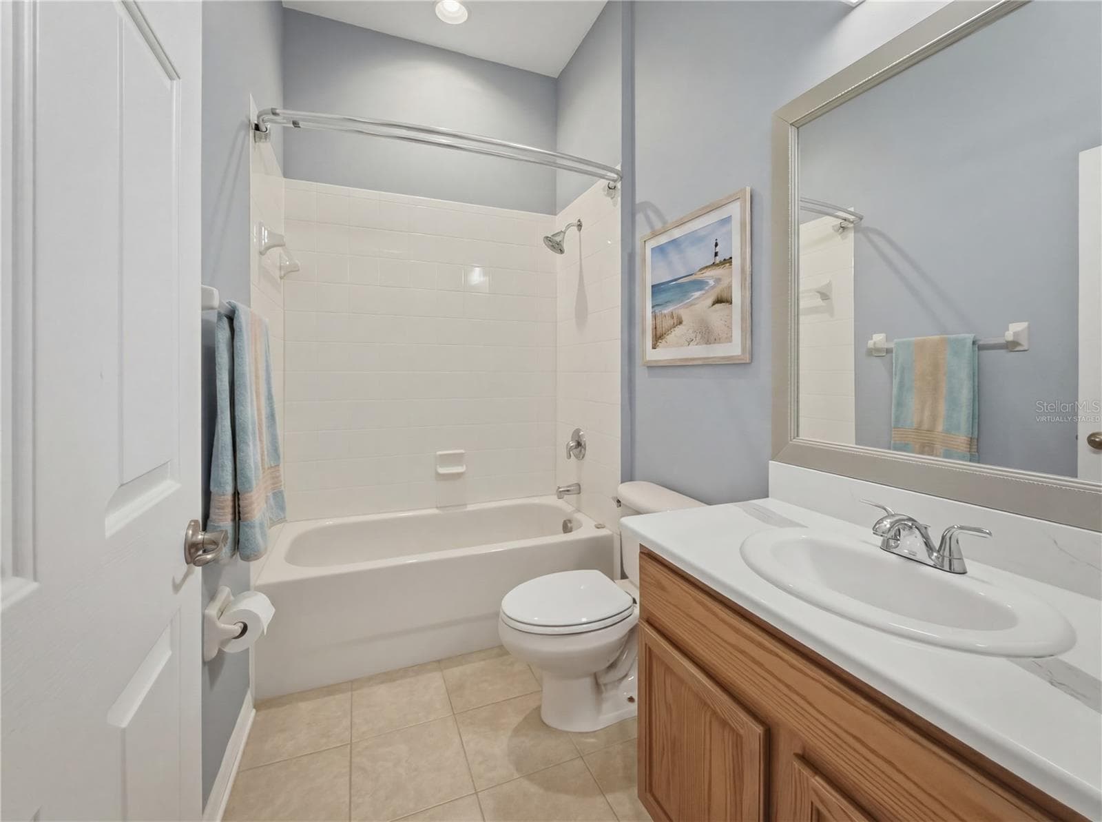 Virtually Staged Guest Bath 3 - 11530 Oyster Bay Circle, New Port Richey, FL 34654 - 11530 OYSTER BAY CIR, NEW PORT RICHEY