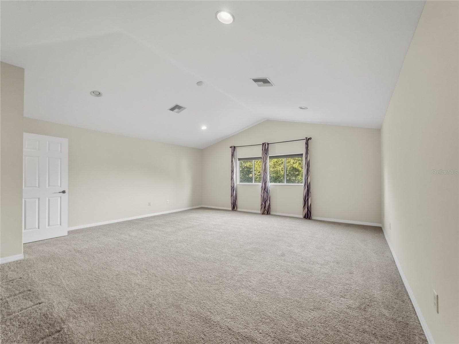 Upstairs Bonus Room - 11530 Oyster Bay Circle, New Port Richey, FL 34654 - 11530 OYSTER BAY CIR, NEW PORT RICHEY