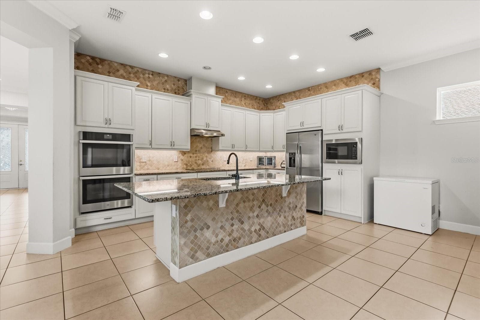Single Family Residence at 12837 BOVET AVE, ORLANDO, photo 21 of 75