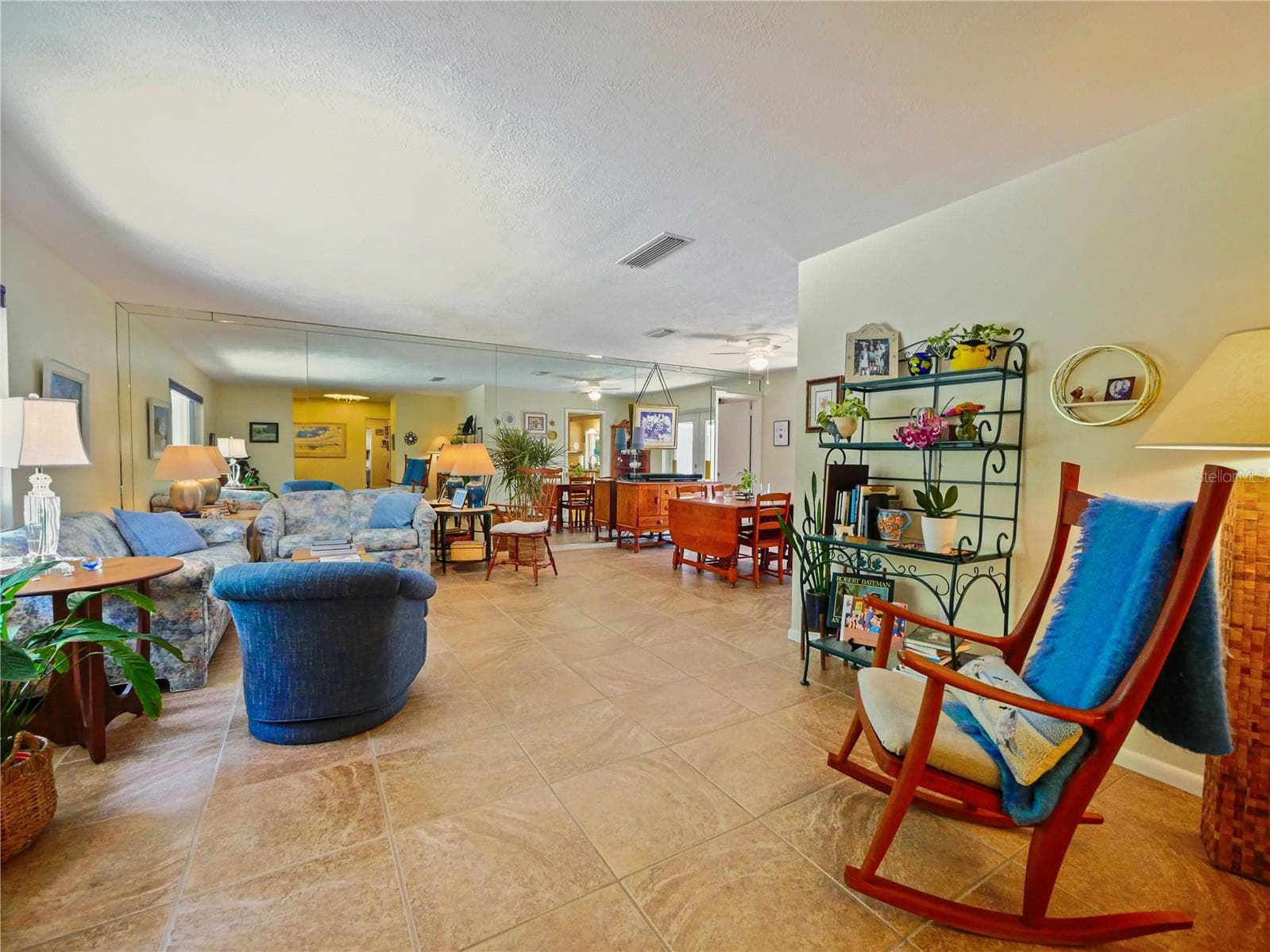 LIVING ROOM - 5701 CROSS FOX LN, OVIEDO