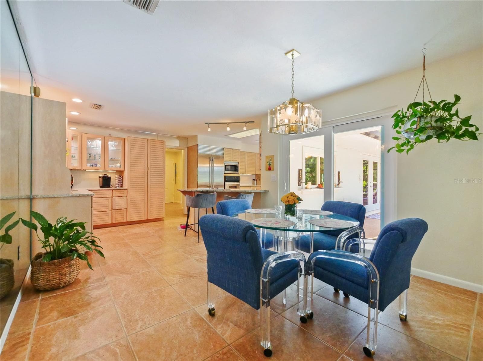 DINETTE - 5701 CROSS FOX LN, OVIEDO