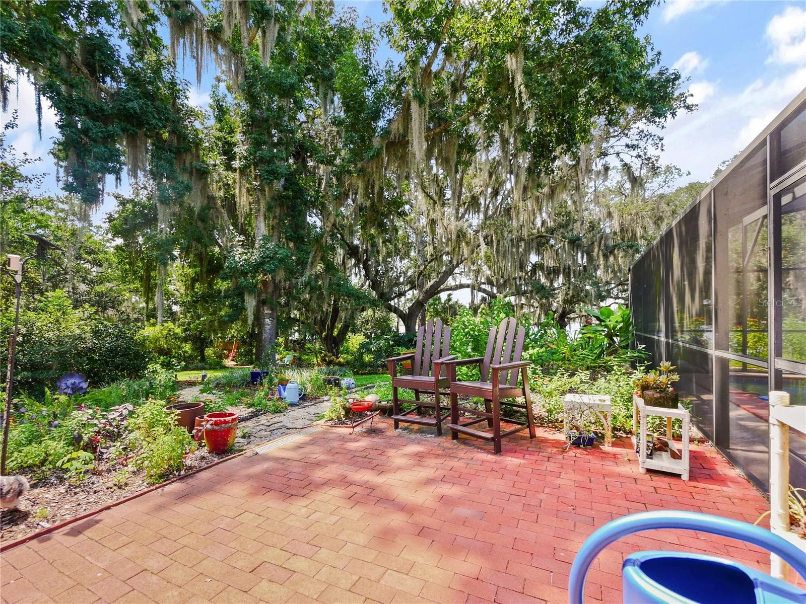 BRICK PATIO OFF POOL - 5701 CROSS FOX LN, OVIEDO