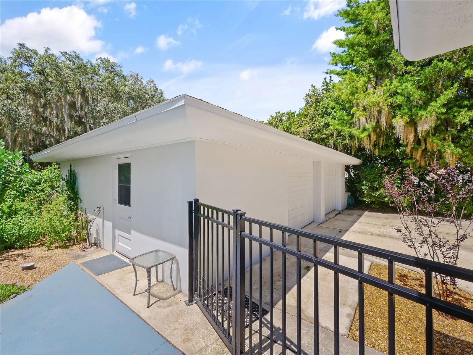 DETACHED TWO CAR GARAGE WITH WORKSHOP - 5701 CROSS FOX LN, OVIEDO