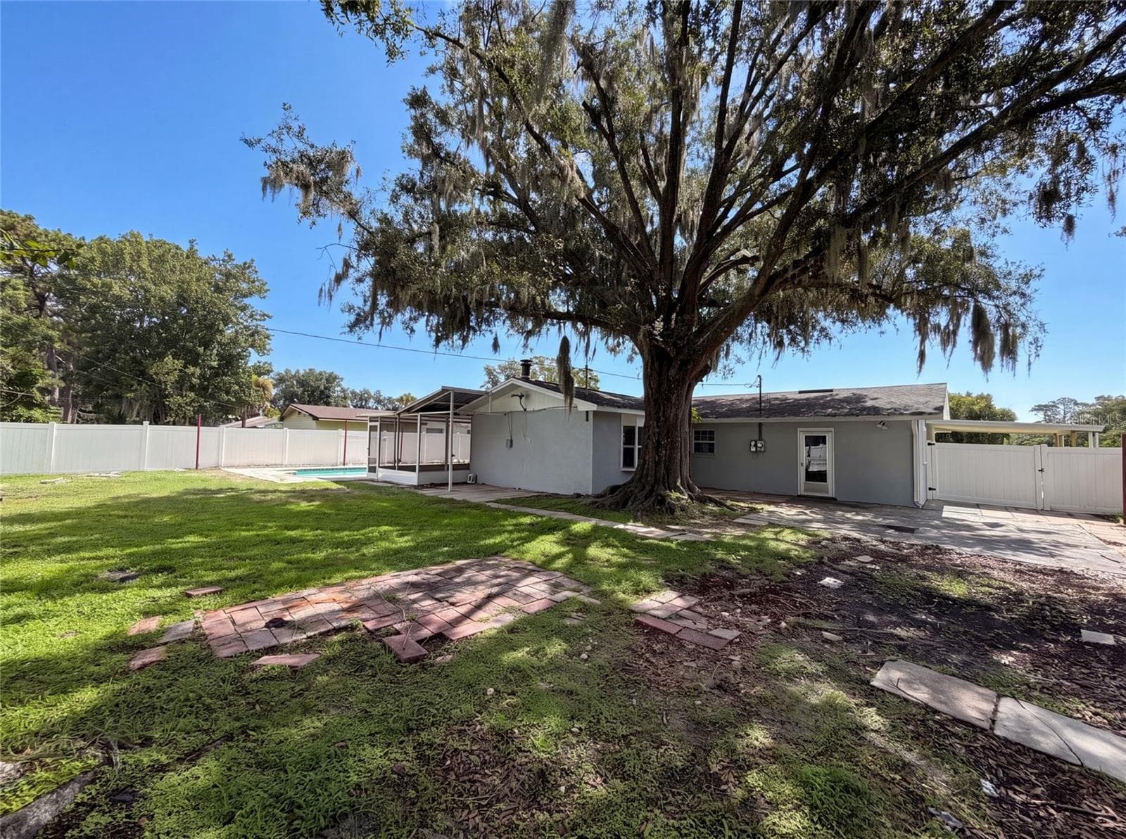 Single Family Residence at 1823 LORI LN W, LAKELAND, photo 3 of 17