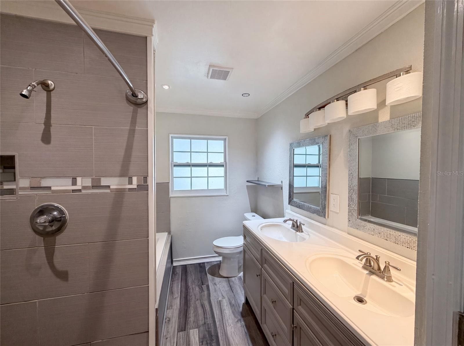 Single Family Residence at 1823 LORI LN W, LAKELAND, photo 7 of 17