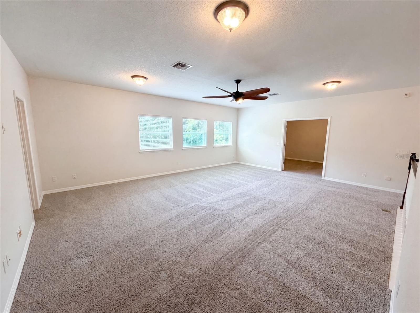 Single Family Residence at 280 CHANDLER CIR, OVIEDO, photo 10 of 44
