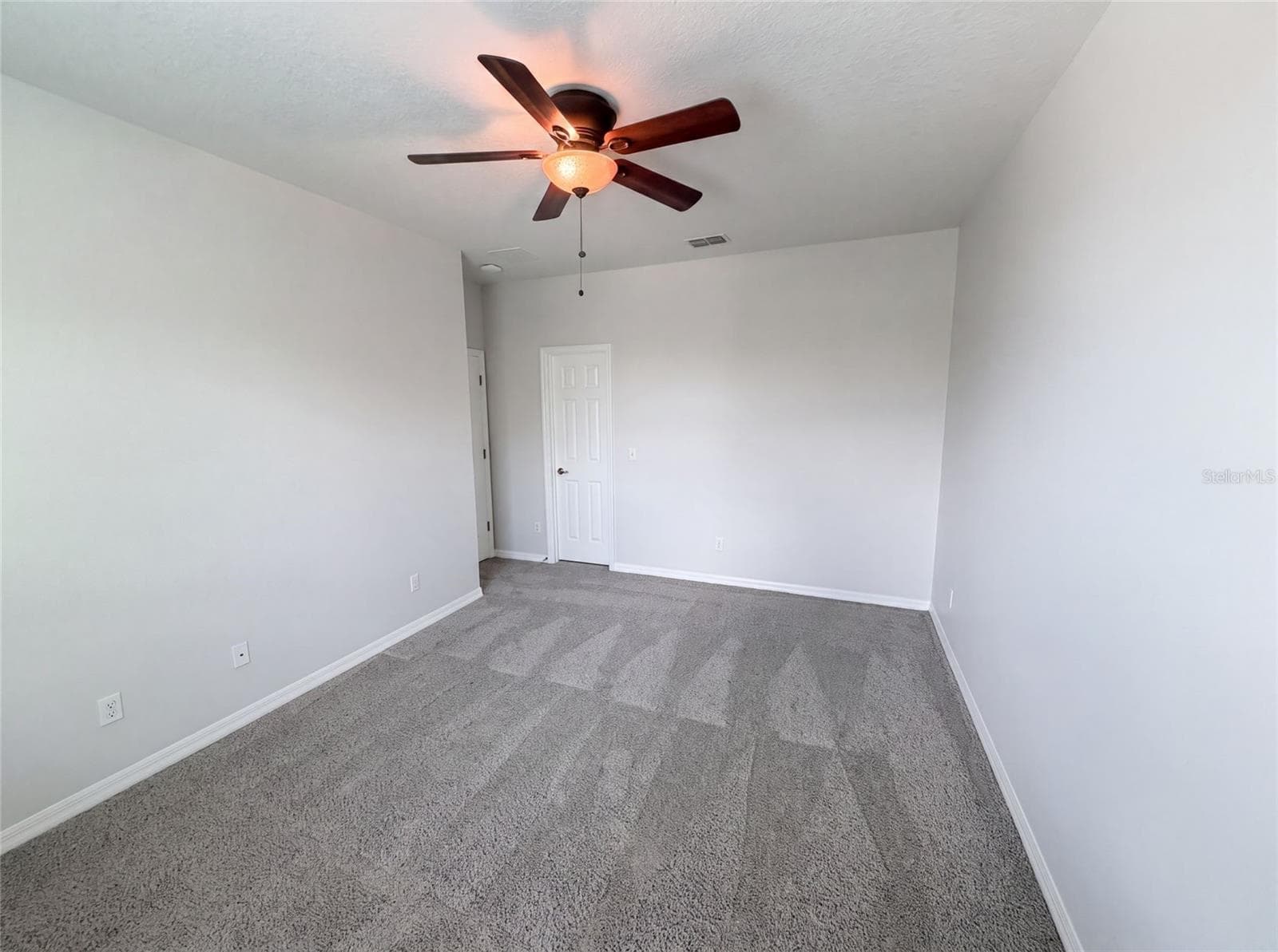 Single Family Residence at 280 CHANDLER CIR, OVIEDO, photo 31 of 44