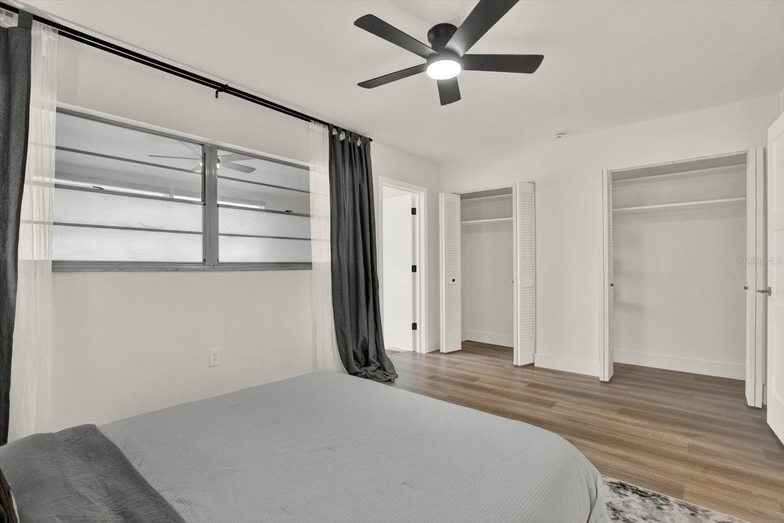 Condominium at 6015 19TH ST N #302, ST PETERSBURG, photo 17 of 35