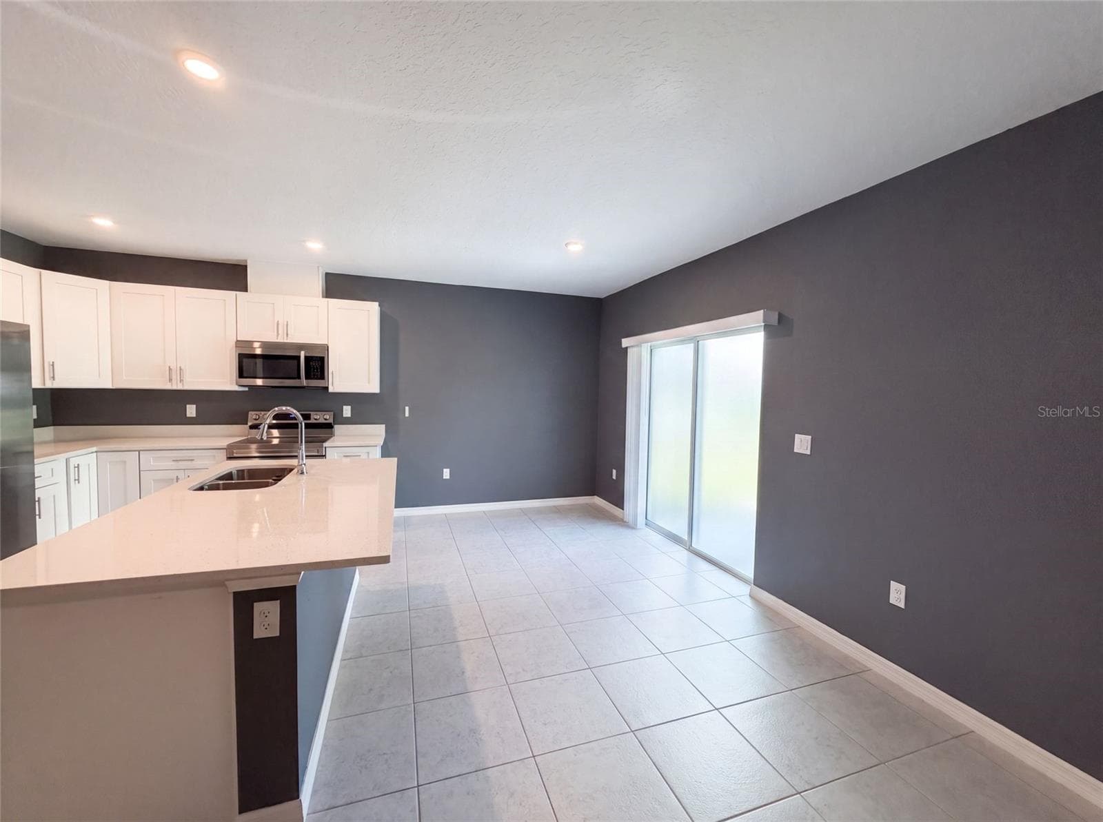 Single Family Residence at 1443 GENERAL CUSTER AVE, DAYTONA BEACH, photo 6 of 20
