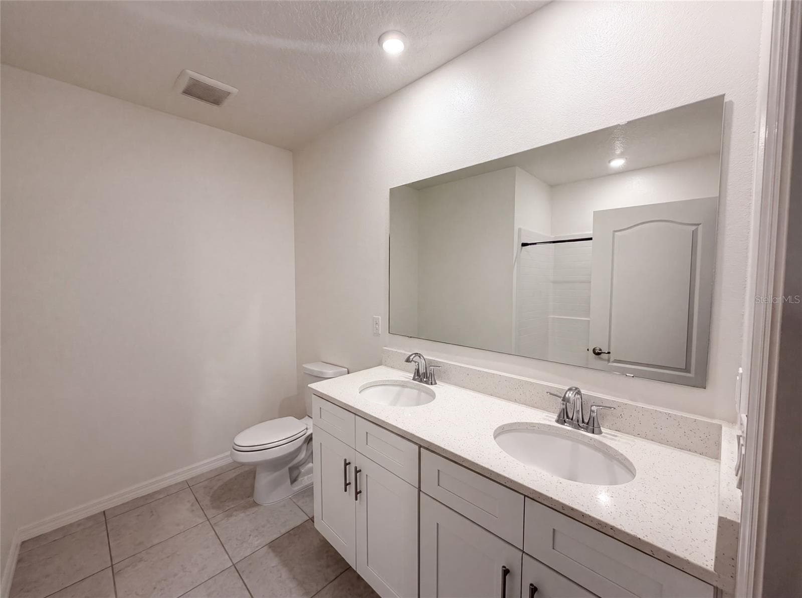 Single Family Residence at 1443 GENERAL CUSTER AVE, DAYTONA BEACH, photo 15 of 20