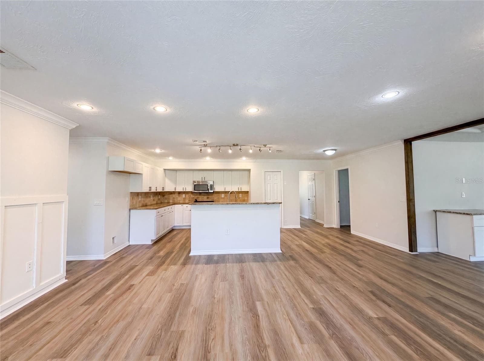 Single Family Residence at 2805 105TH ST E, PALMETTO, photo 6 of 29