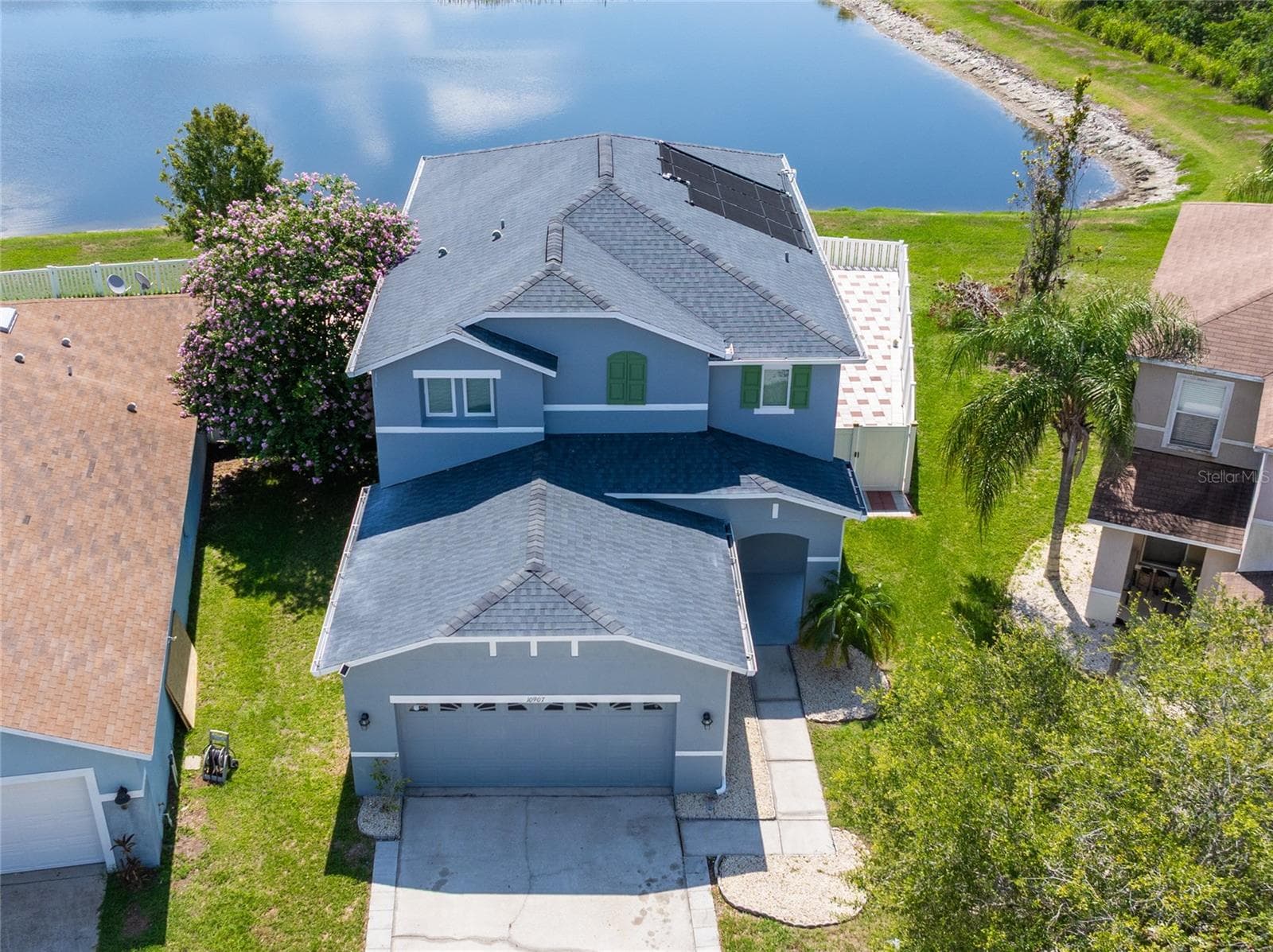 Single Family Residence at 10907 GOLDEN SILENCE DR, RIVERVIEW, photo 2 of 29