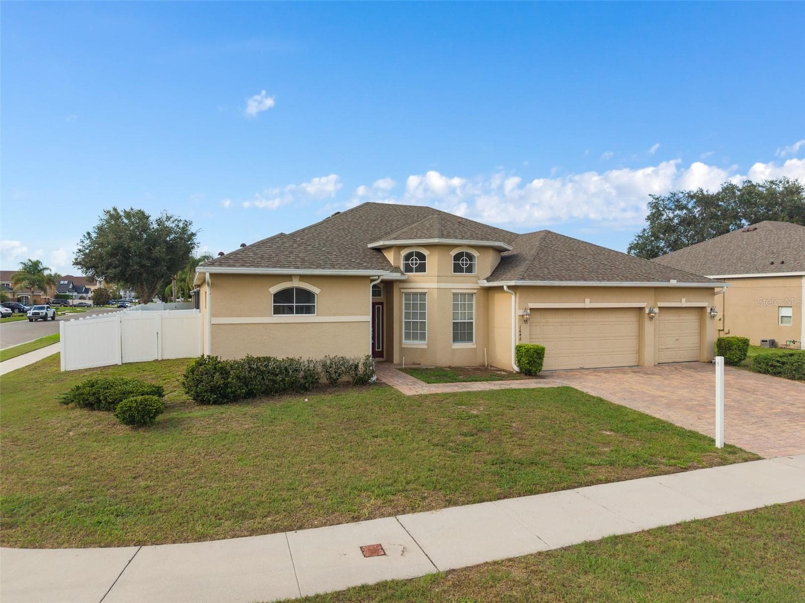 Single Family Residence at 1642 CHANDELLE LN, WINTER GARDEN, photo 3 of 46