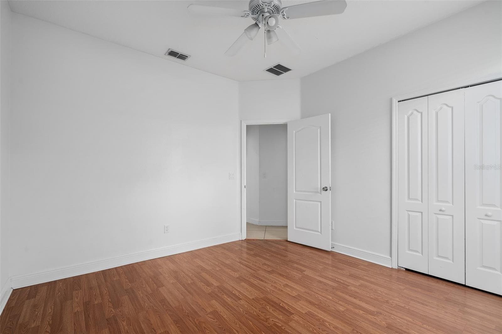 Single Family Residence at 1642 CHANDELLE LN, WINTER GARDEN, photo 8 of 46