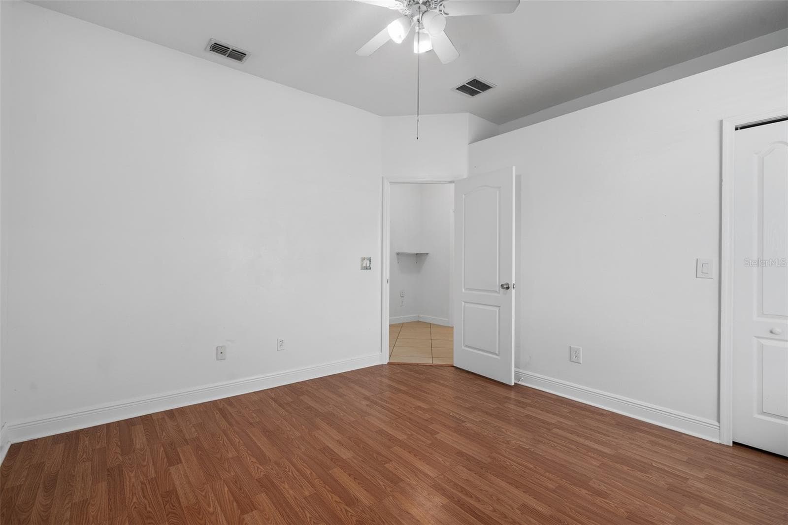 Single Family Residence at 1642 CHANDELLE LN, WINTER GARDEN, photo 15 of 46