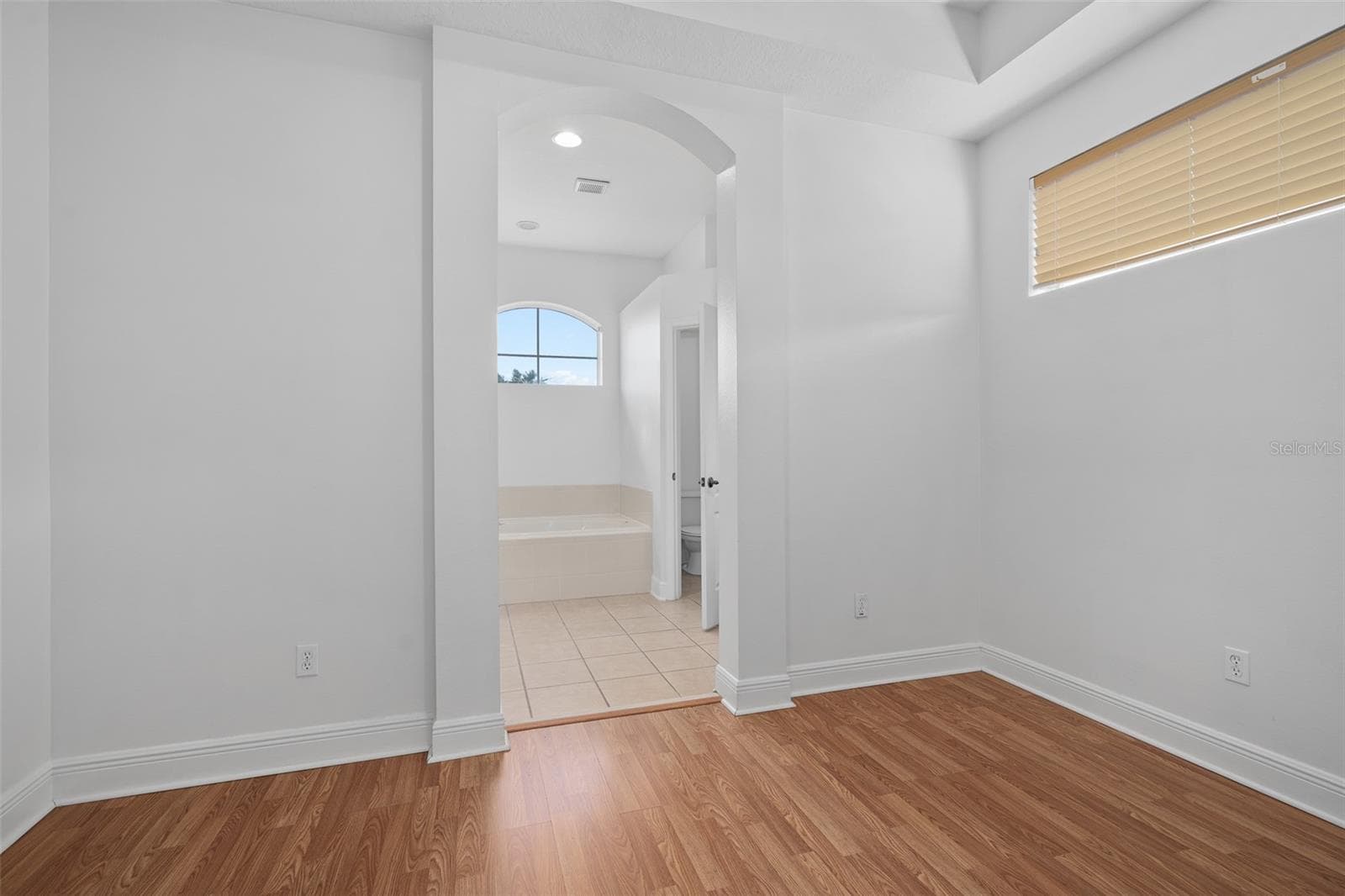 Single Family Residence at 1642 CHANDELLE LN, WINTER GARDEN, photo 26 of 46