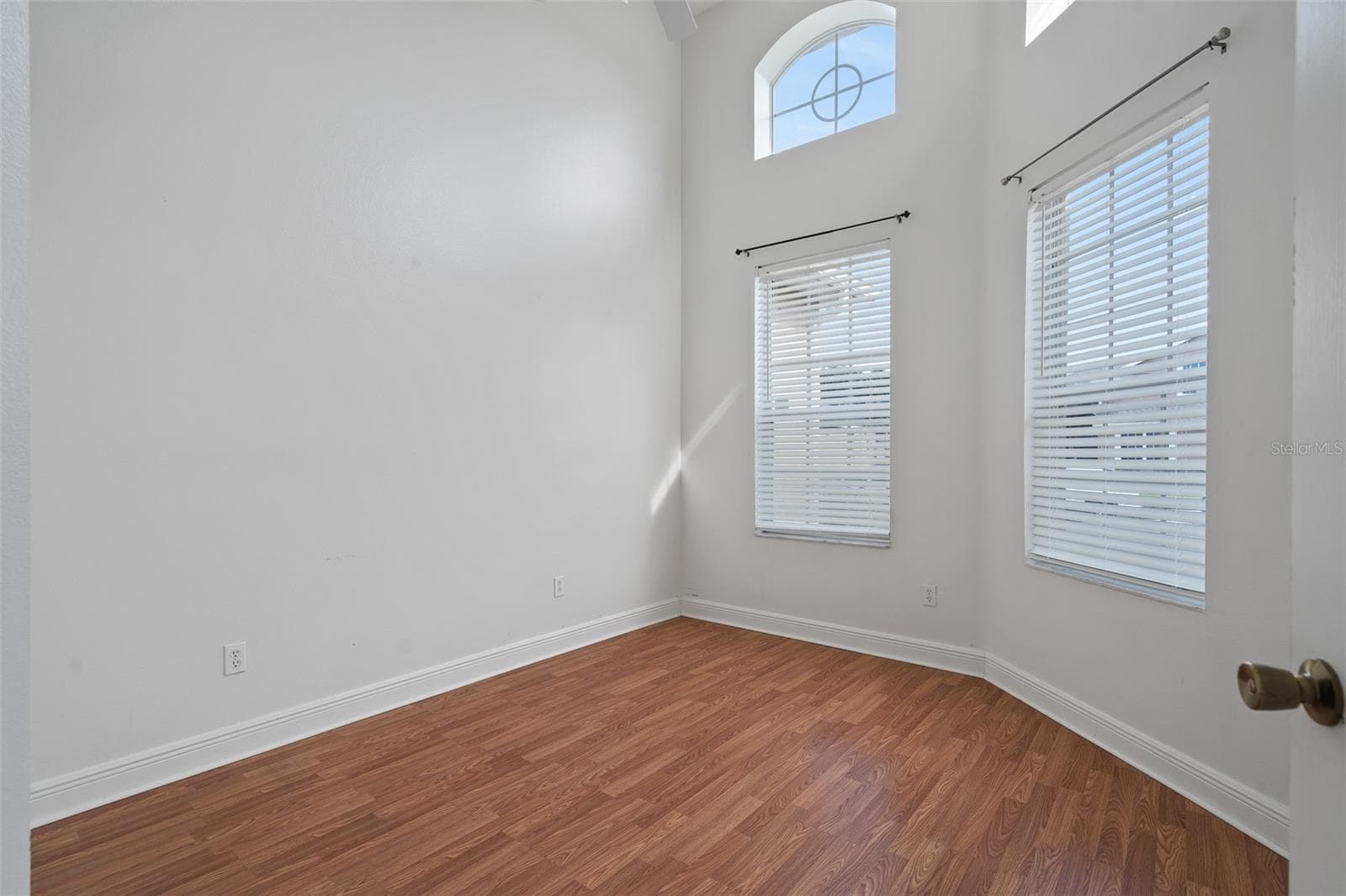 Single Family Residence at 1642 CHANDELLE LN, WINTER GARDEN, photo 34 of 46