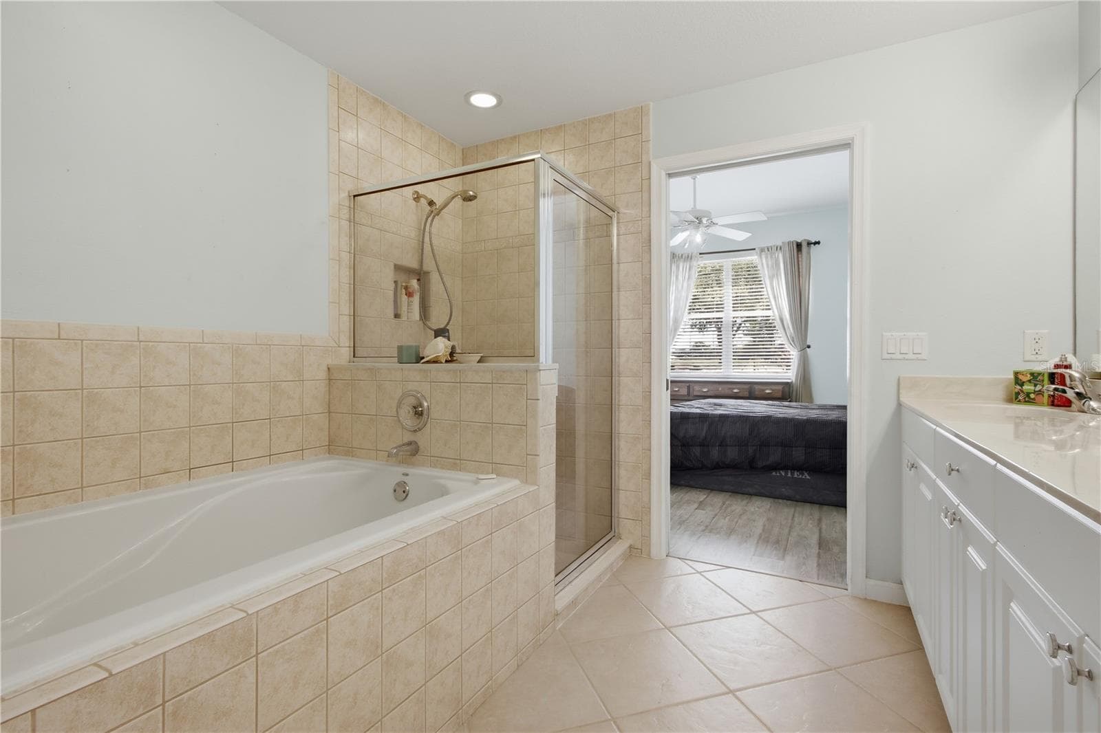 Condominium at 3010 MEANDERING WAY #101, FORT MYERS, photo 16 of 18