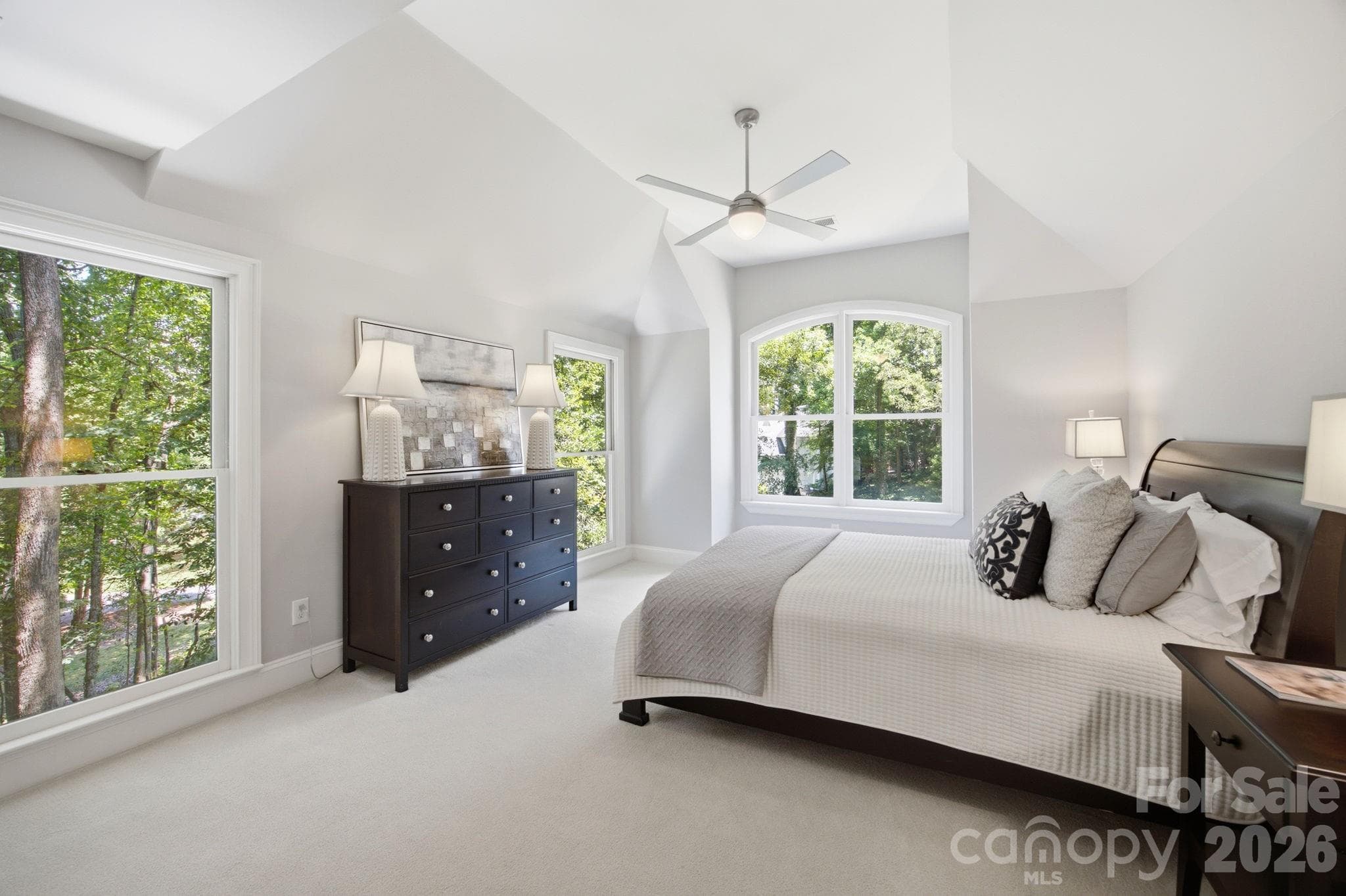Single Family Residence at 20011 Chapel Point Lane, Cornelius, photo 14 of 39
