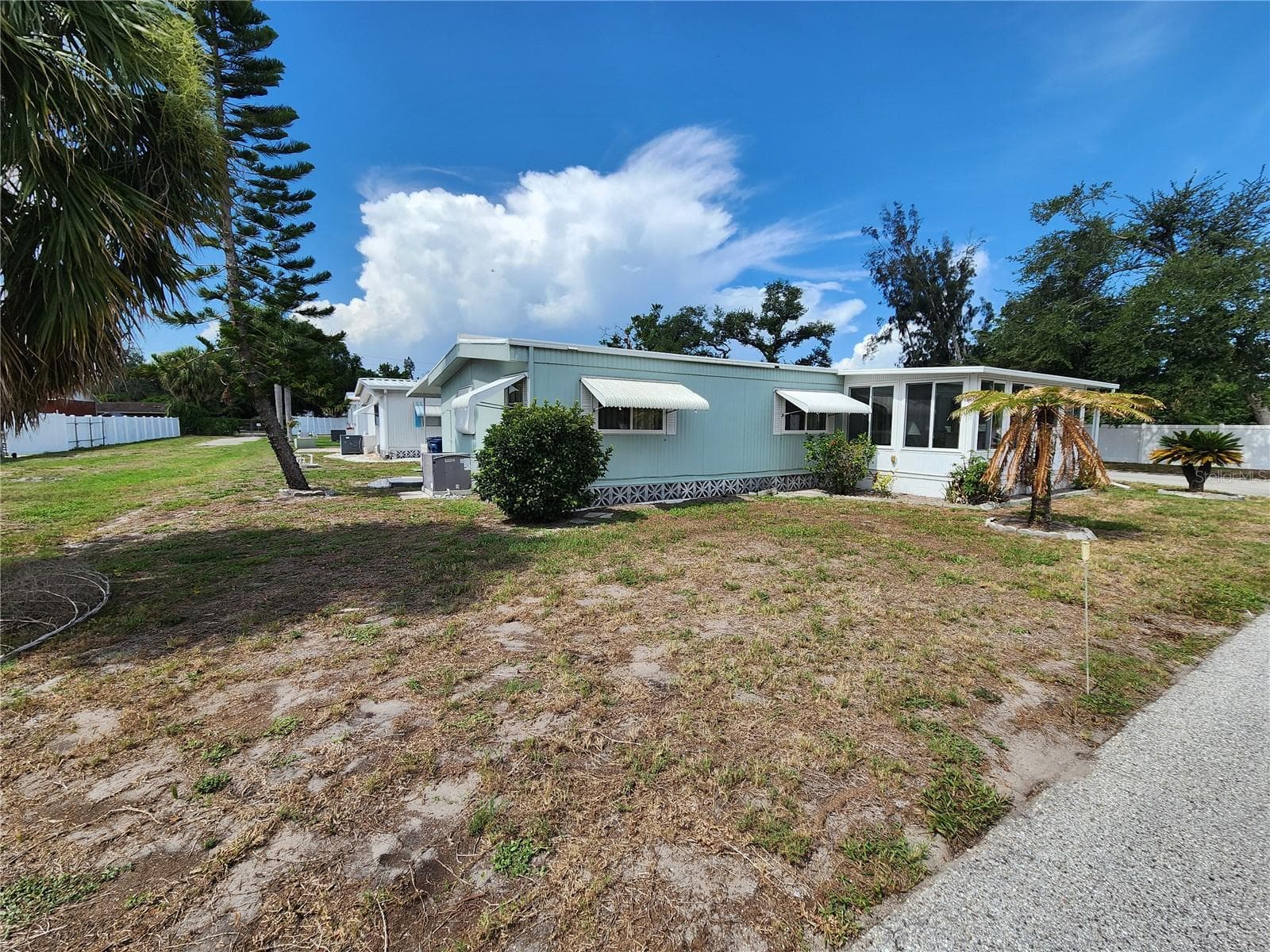 Corner lot - 808 53RD AVE E #223, BRADENTON