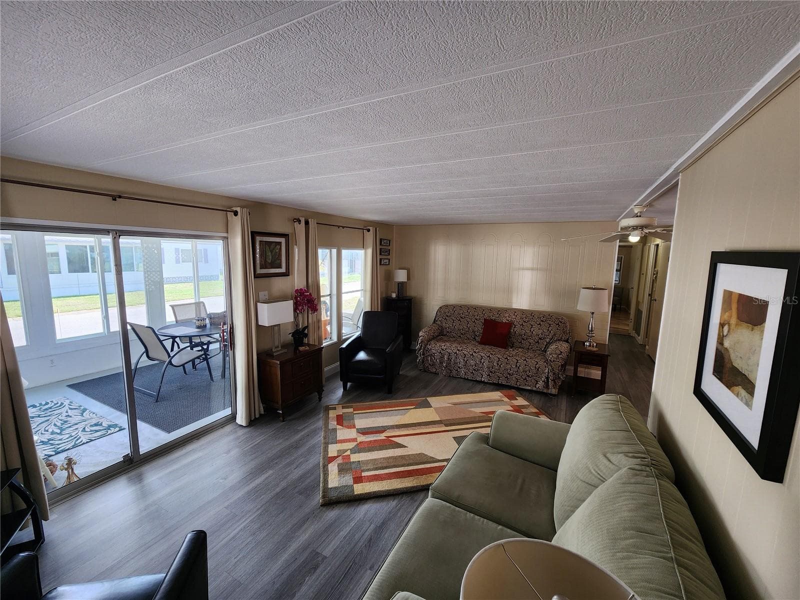 Living Room - 808 53RD AVE E #223, BRADENTON