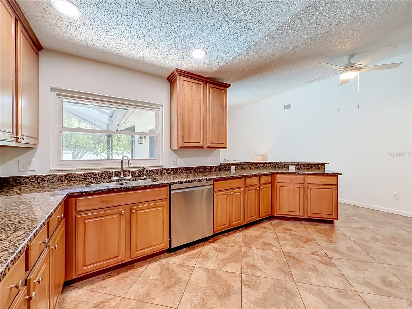 Kitchen - 8654 ALEGRE CIR, ORLANDO