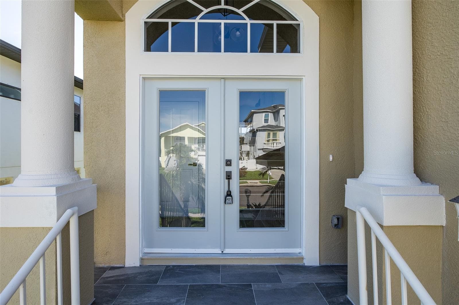 Single Family Residence at 5416 JOBETH DR, NEW PORT RICHEY, photo 6 of 69