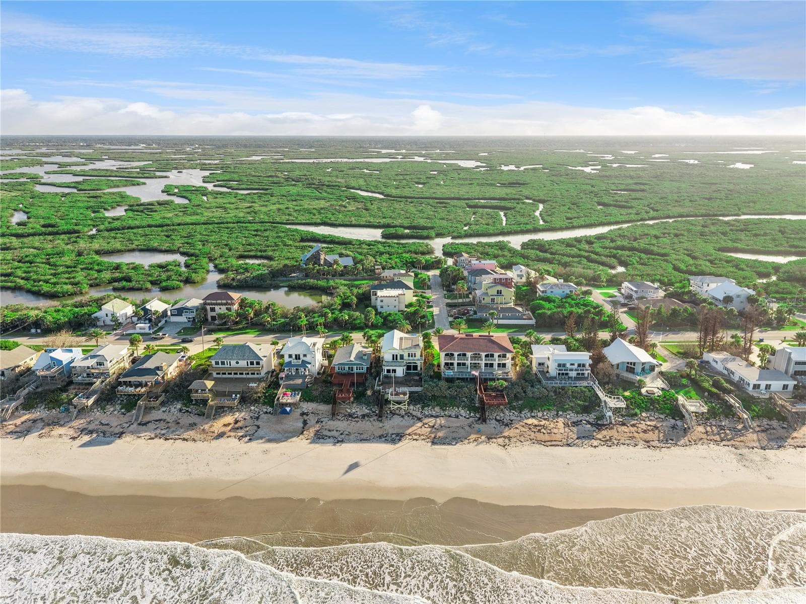 This is one of the most pristine living areas left to own, surrounded by nature it is such an incredible place to call home. - 884 CATFISH AVE, NEW SMYRNA BEACH