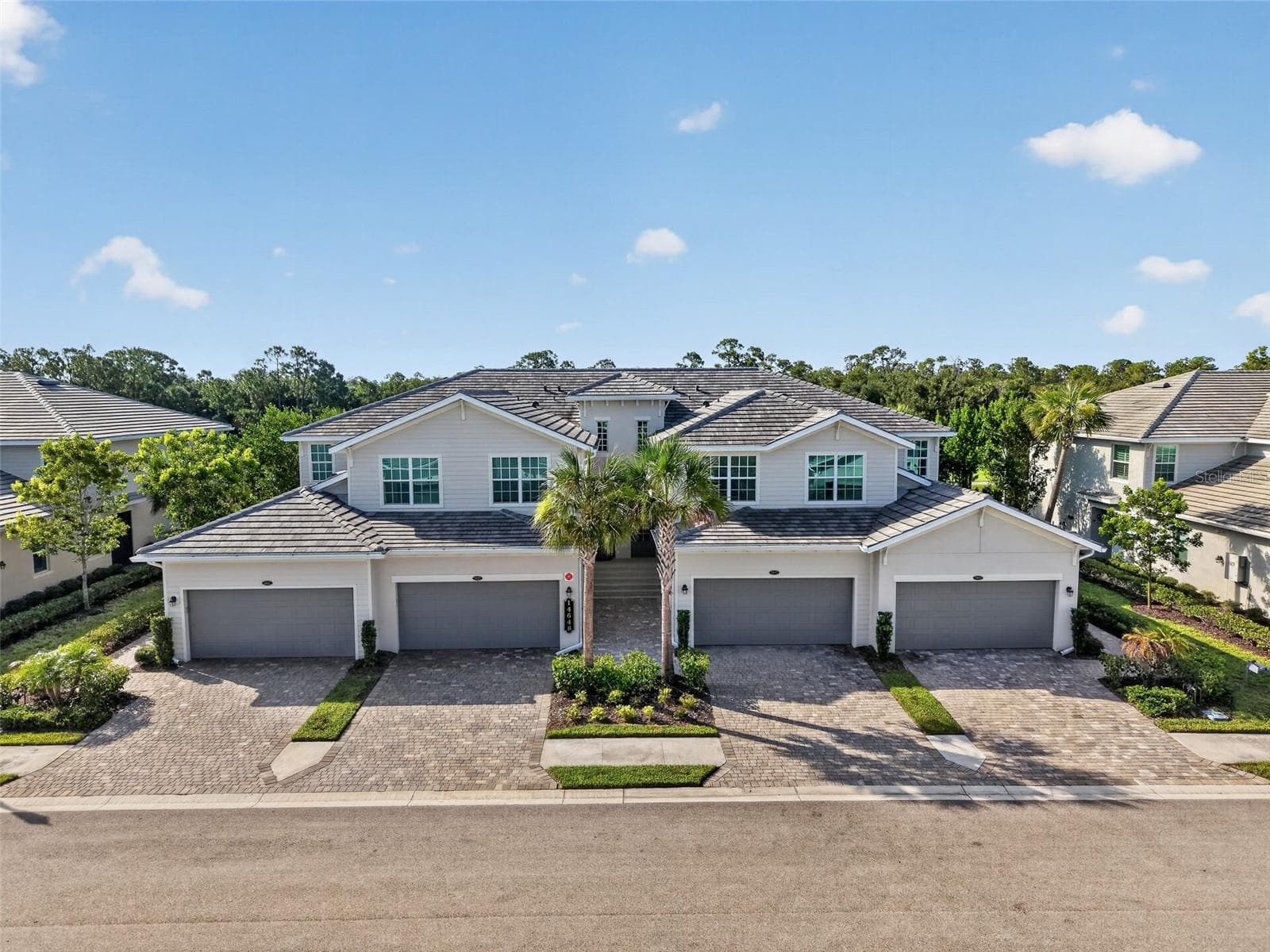 Stunning Upper Coach Home in Heritage Landing on Sycamore Ct 3022 - 14648 SYCAMORE CT #3022, PUNTA GORDA