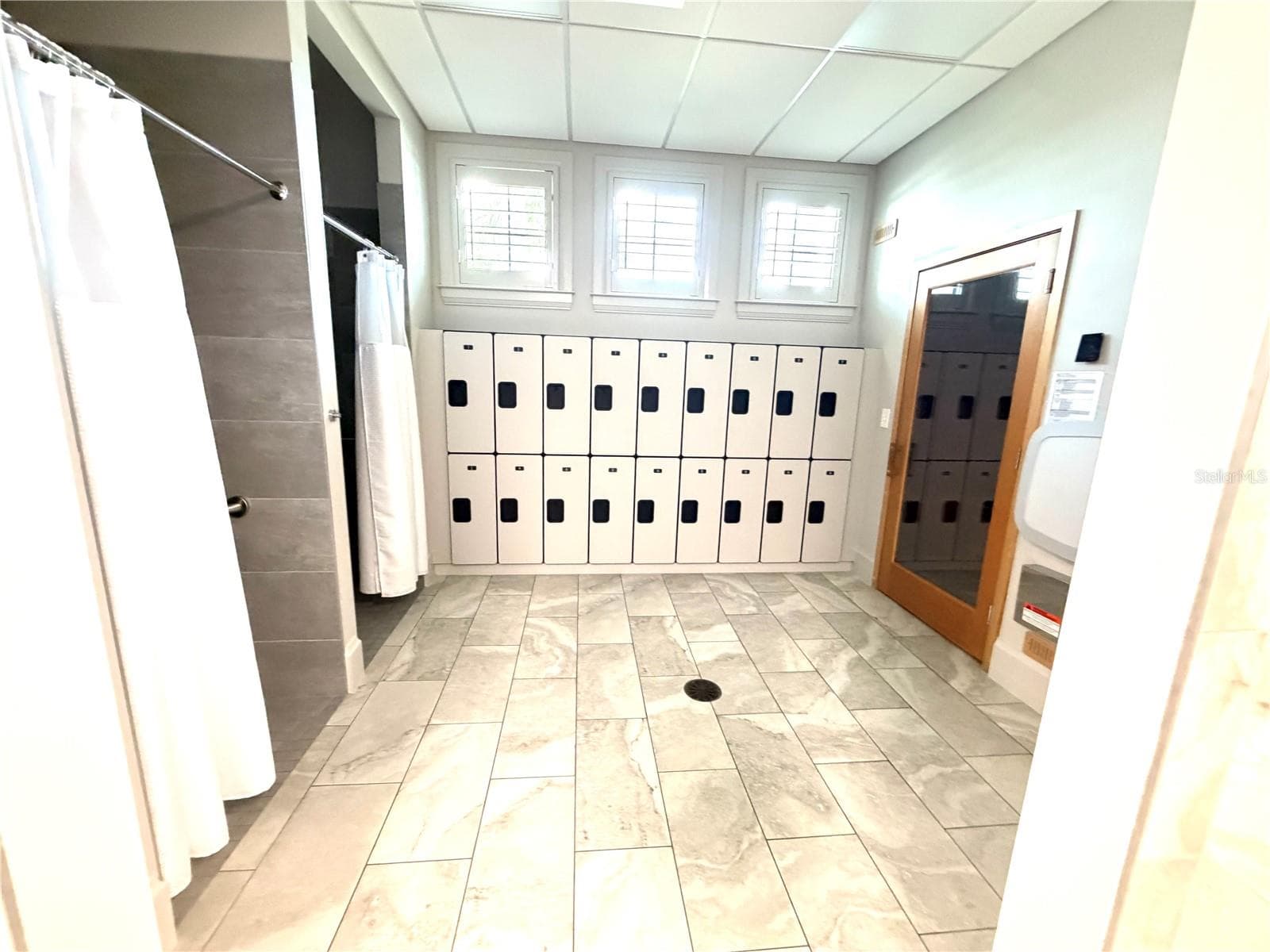 Lockers, showers and sauna - 14648 SYCAMORE CT #3022, PUNTA GORDA