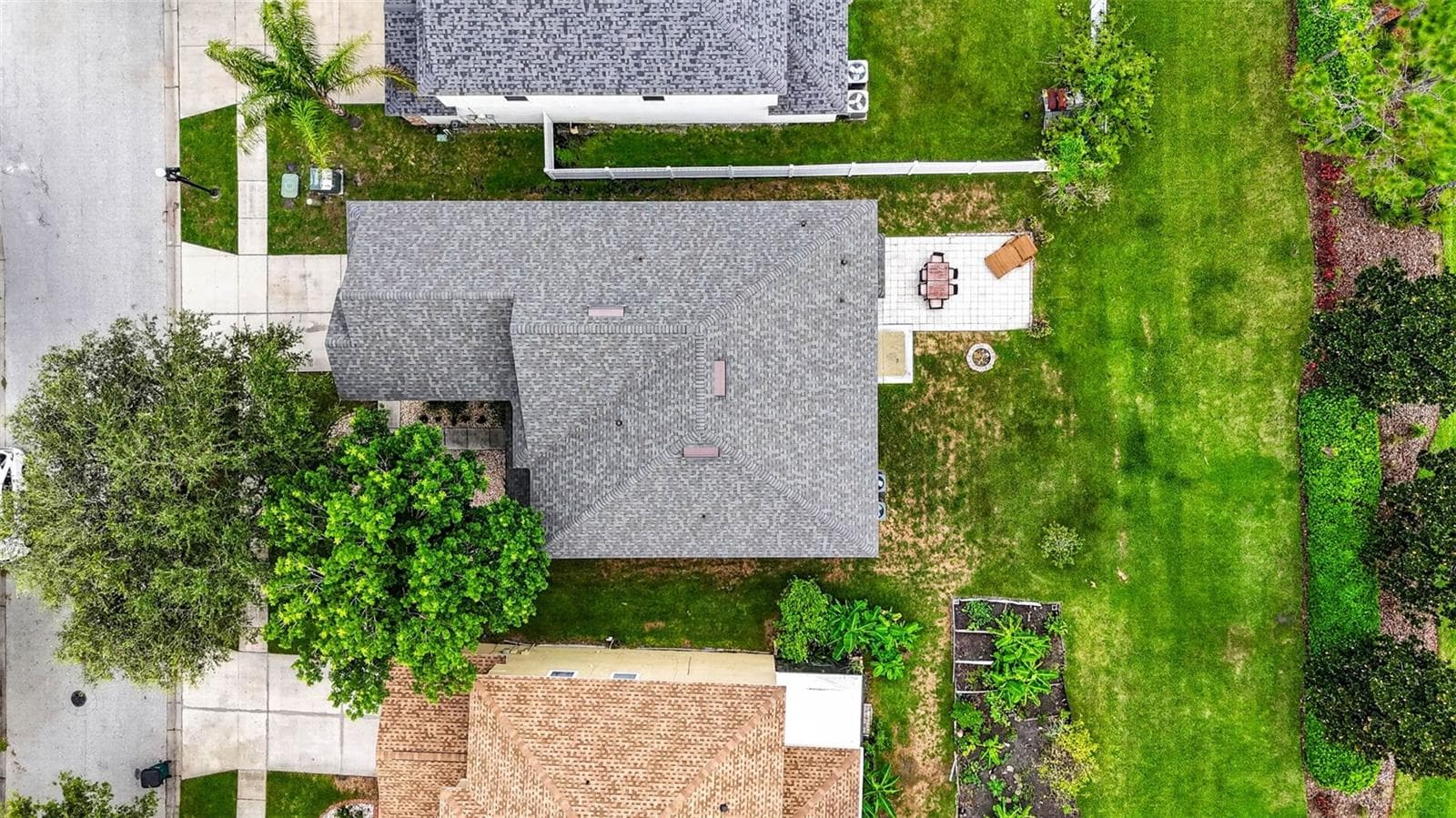 NEWER ROOF! - 7360 BRIDGEVIEW DR, WESLEY CHAPEL