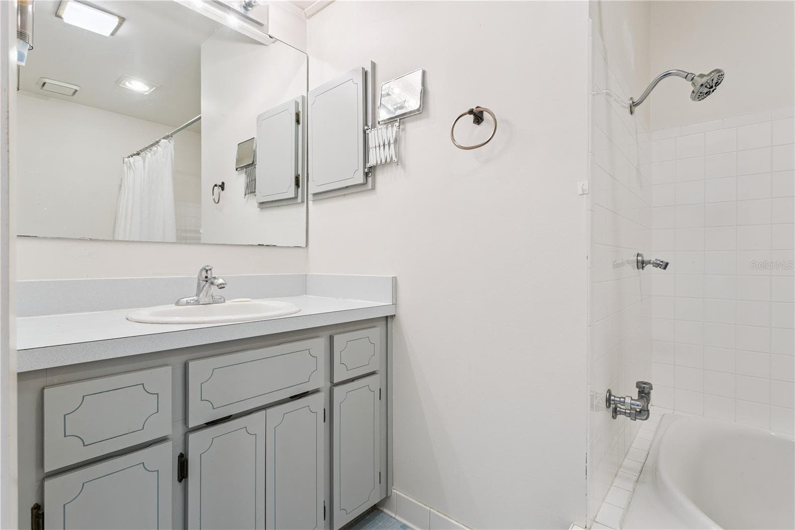 Single Family Residence at 32 GORDON CT, LEESBURG, photo 22 of 49