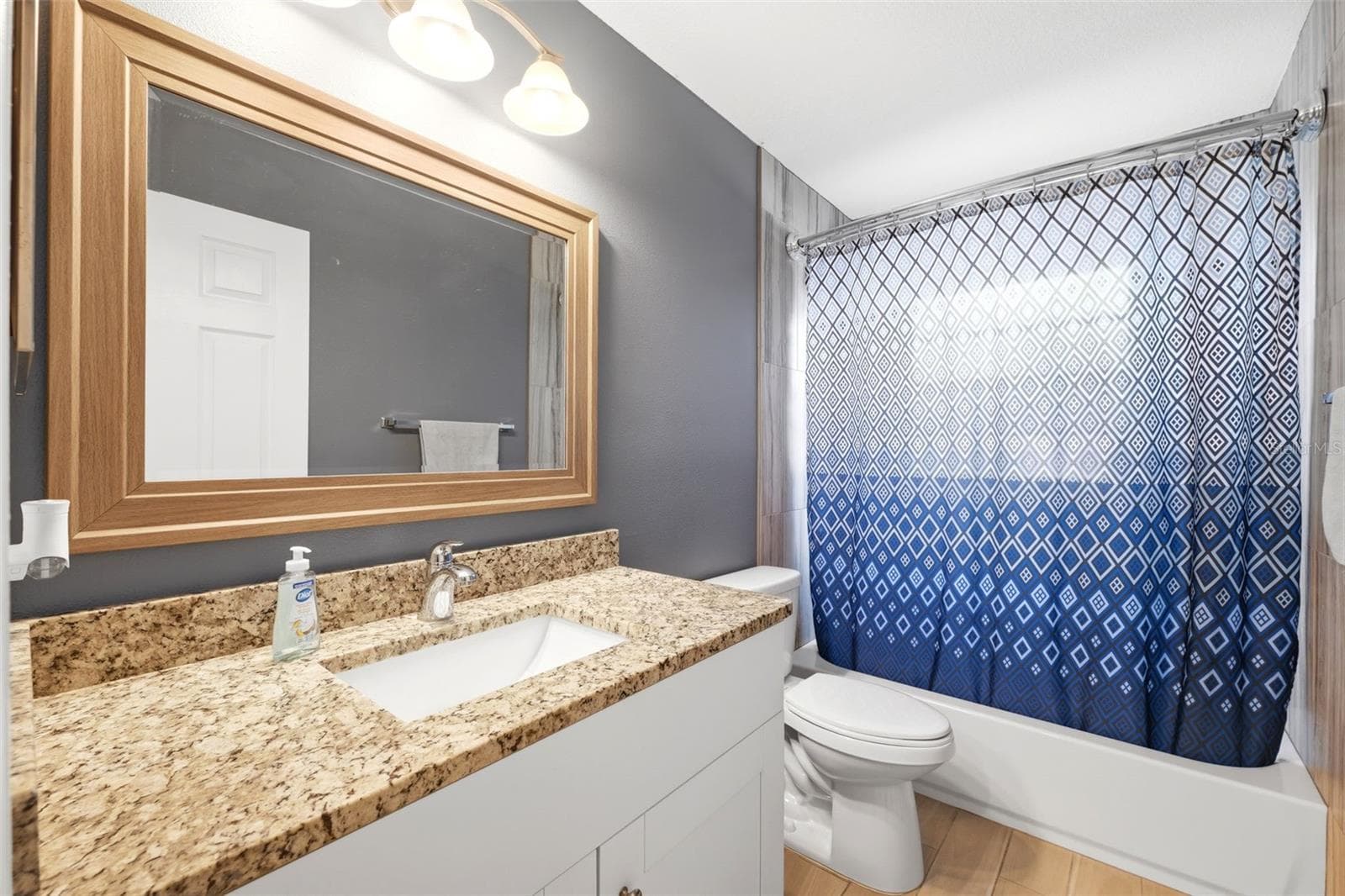 Bathroom 2 - 10110 BRIAR CIR, HUDSON