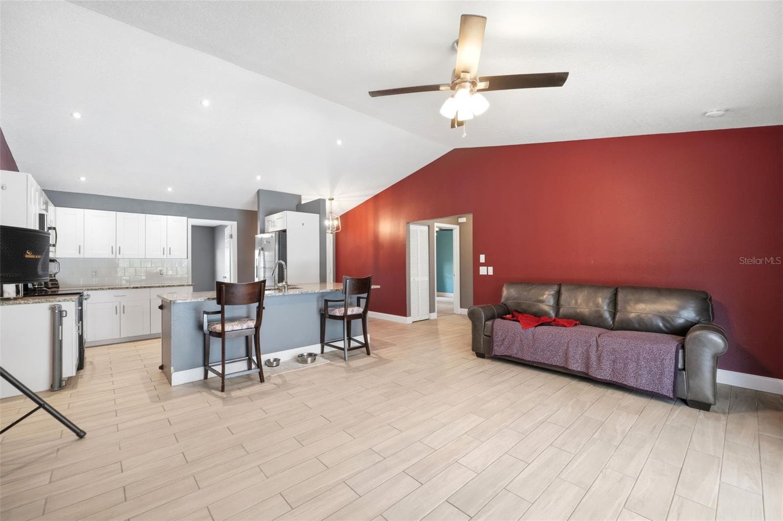 Living/Kitchen - 10110 BRIAR CIR, HUDSON