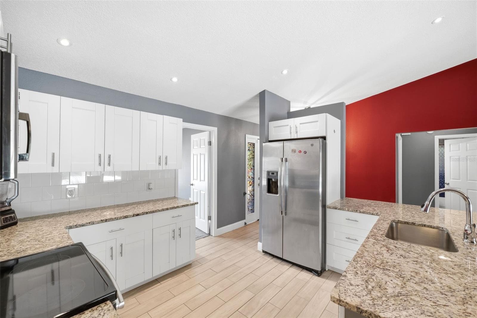 Kitchen - 10110 BRIAR CIR, HUDSON