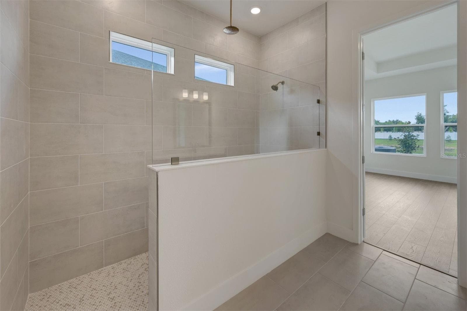 Owner's Bath - 7249 MEADOWSHADE CT, SARASOTA
