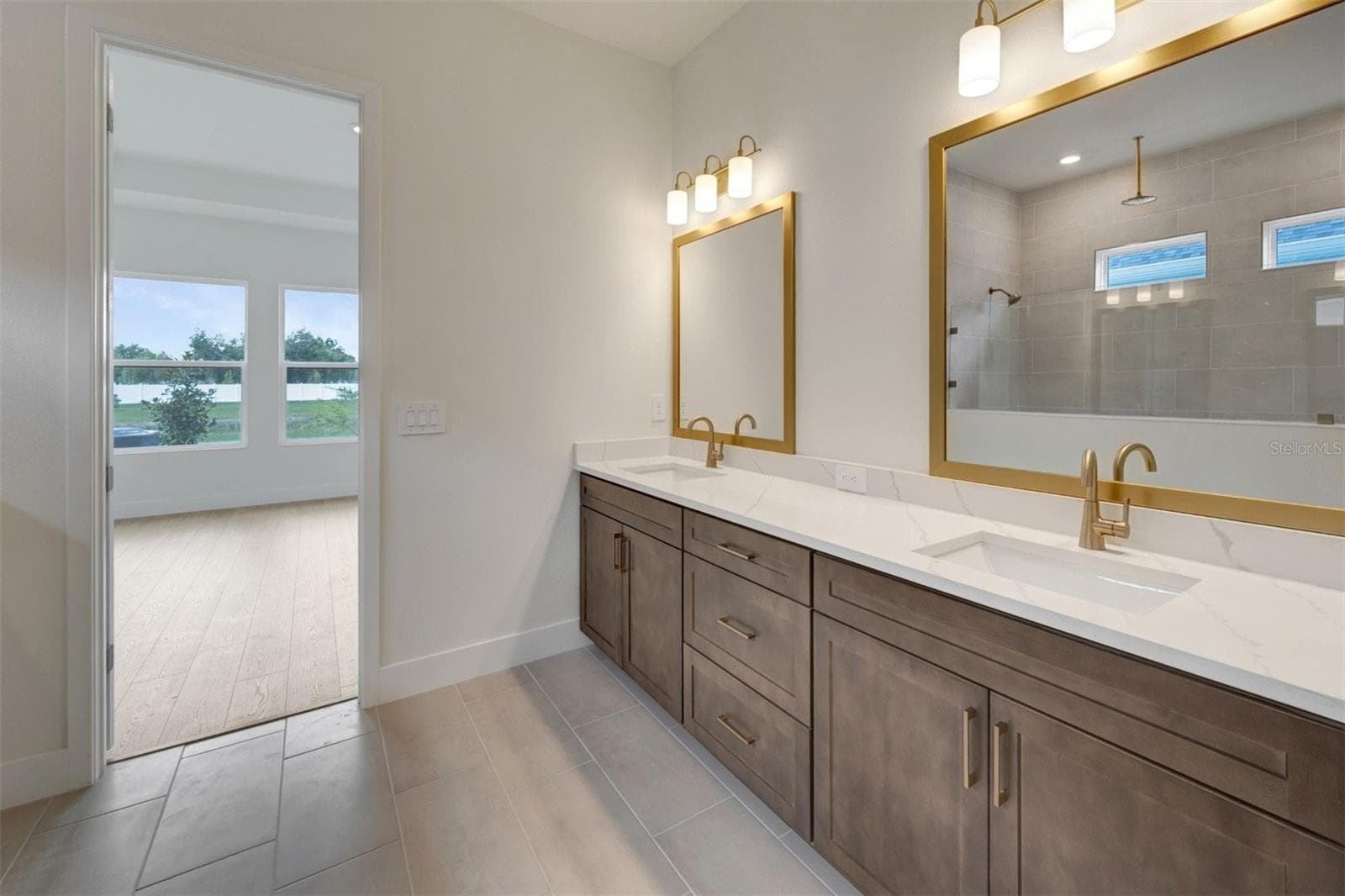 Owner's Bath - 7249 MEADOWSHADE CT, SARASOTA