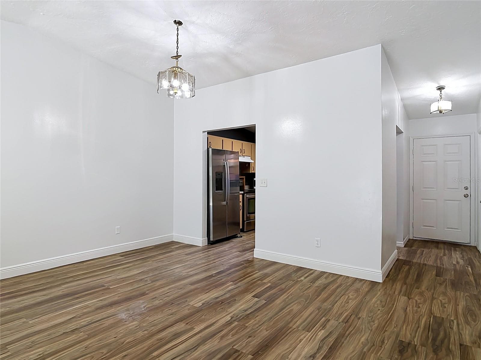 Single Family Residence at 1302 BOND ST, EDGEWATER, photo 6 of 46