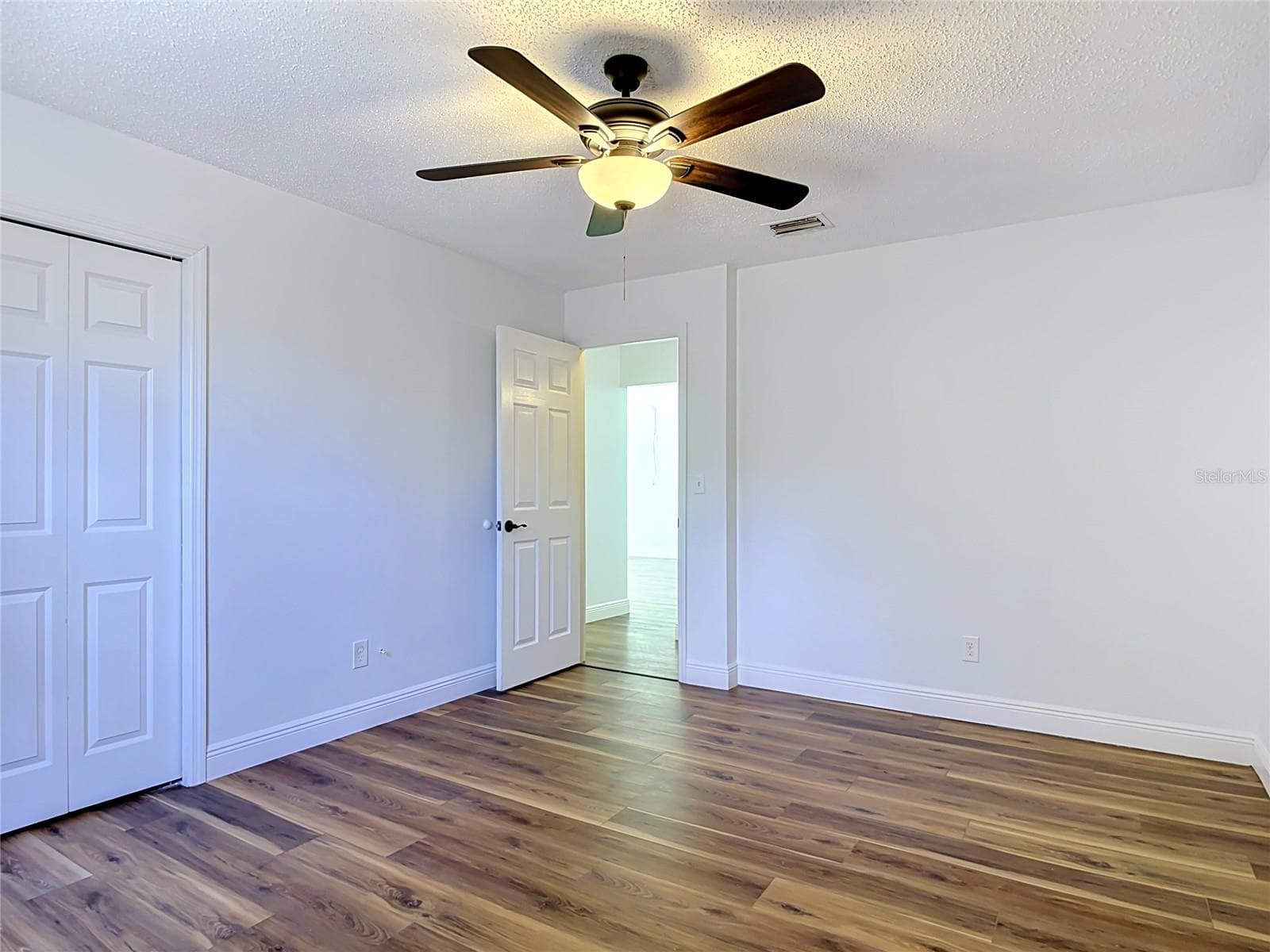 Single Family Residence at 1302 BOND ST, EDGEWATER, photo 22 of 46