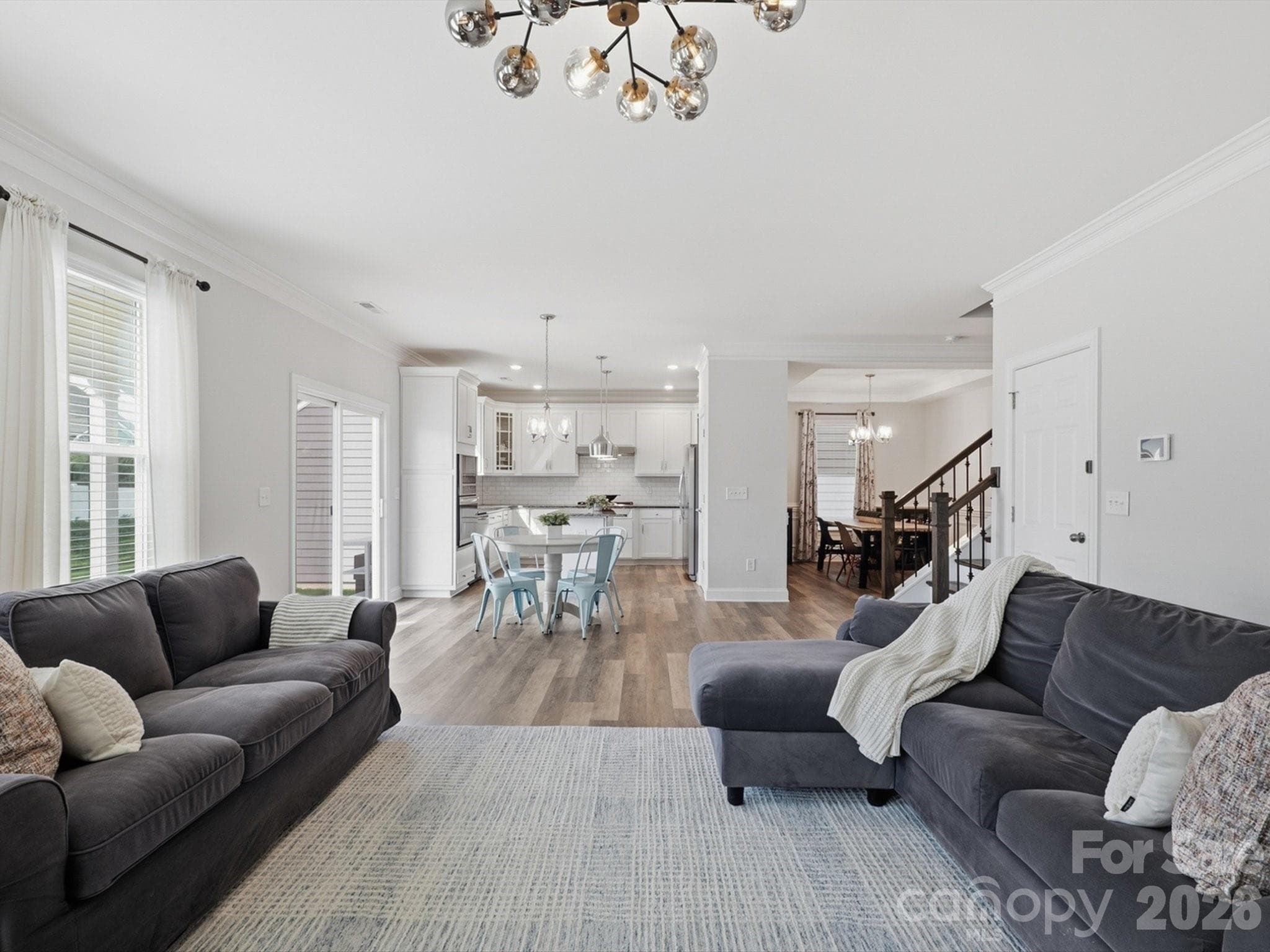 Single Family Residence at 7122 Astella Way, Lancaster, photo 13 of 46