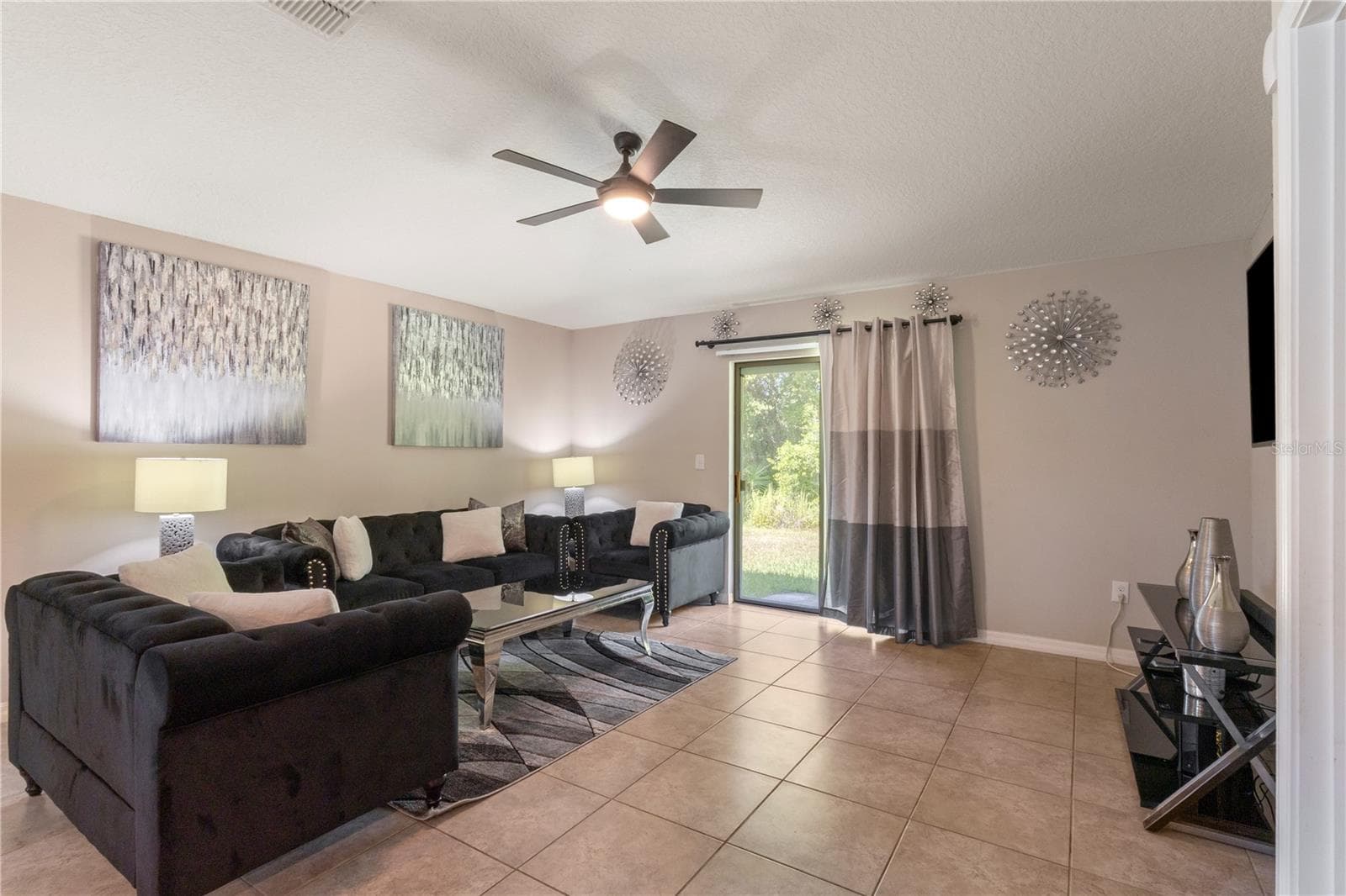 Single Family Residence at 2987 MOULDEN HOLLOW DR, ZEPHYRHILLS, photo 7 of 28