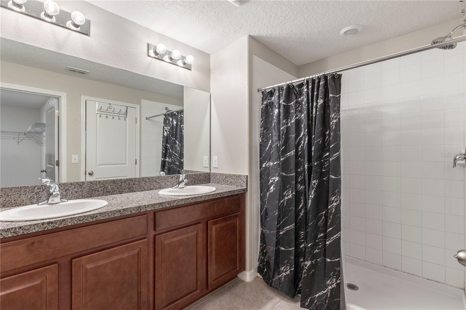 Single Family Residence at 2987 MOULDEN HOLLOW DR, ZEPHYRHILLS, photo 19 of 28
