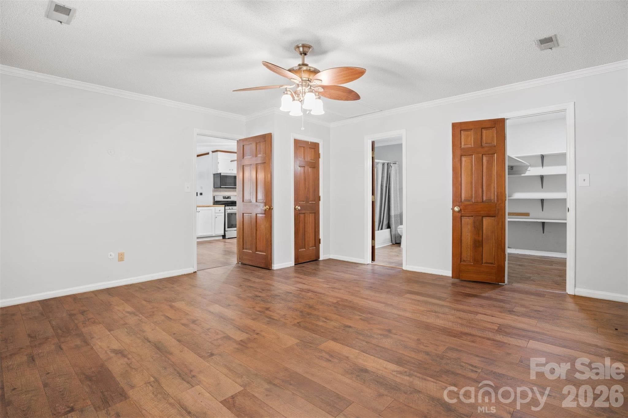 Primary Bedroom - 218 S Plantation Road, Lancaster