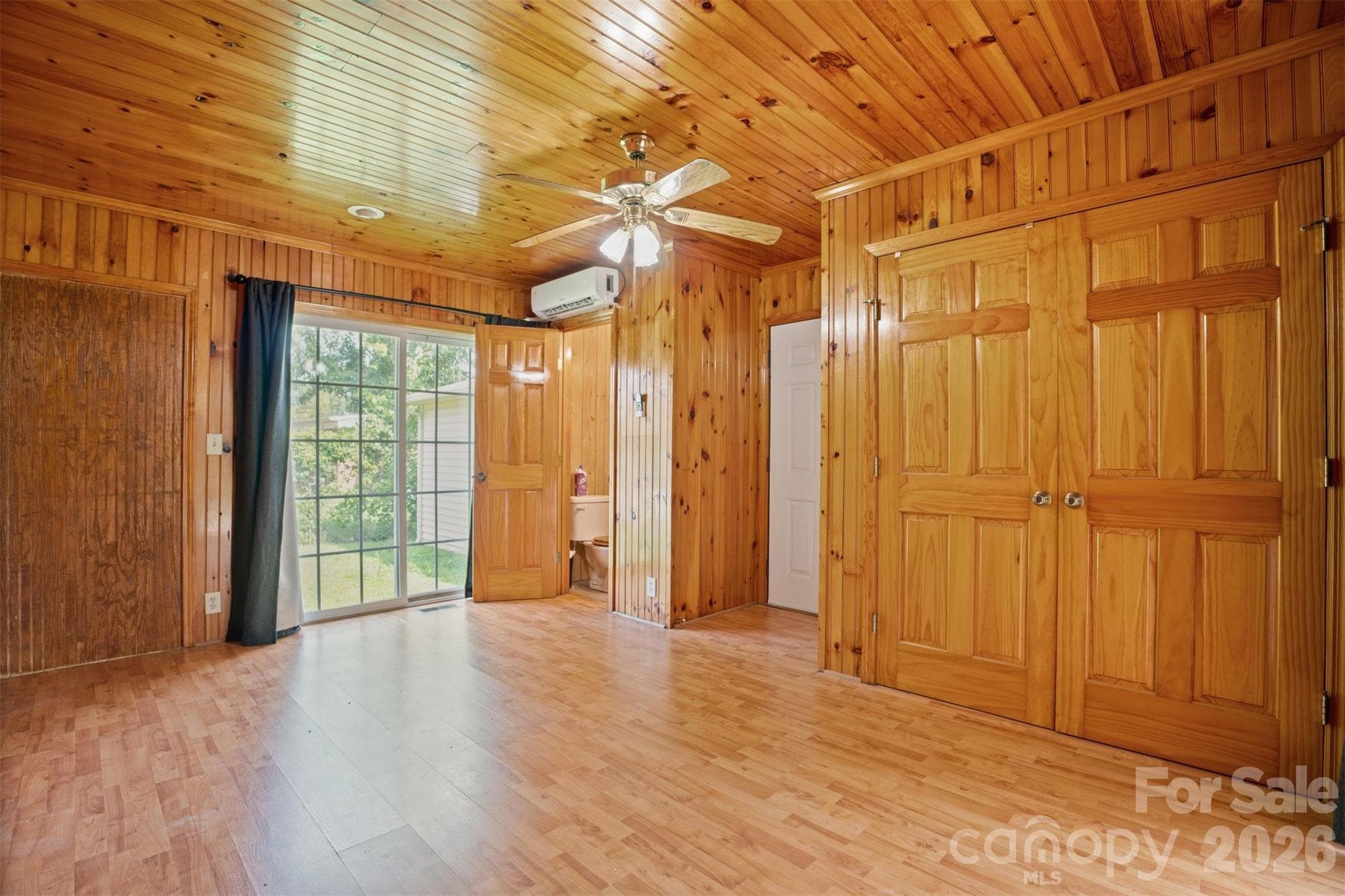 2nd Bedroom - 218 S Plantation Road, Lancaster