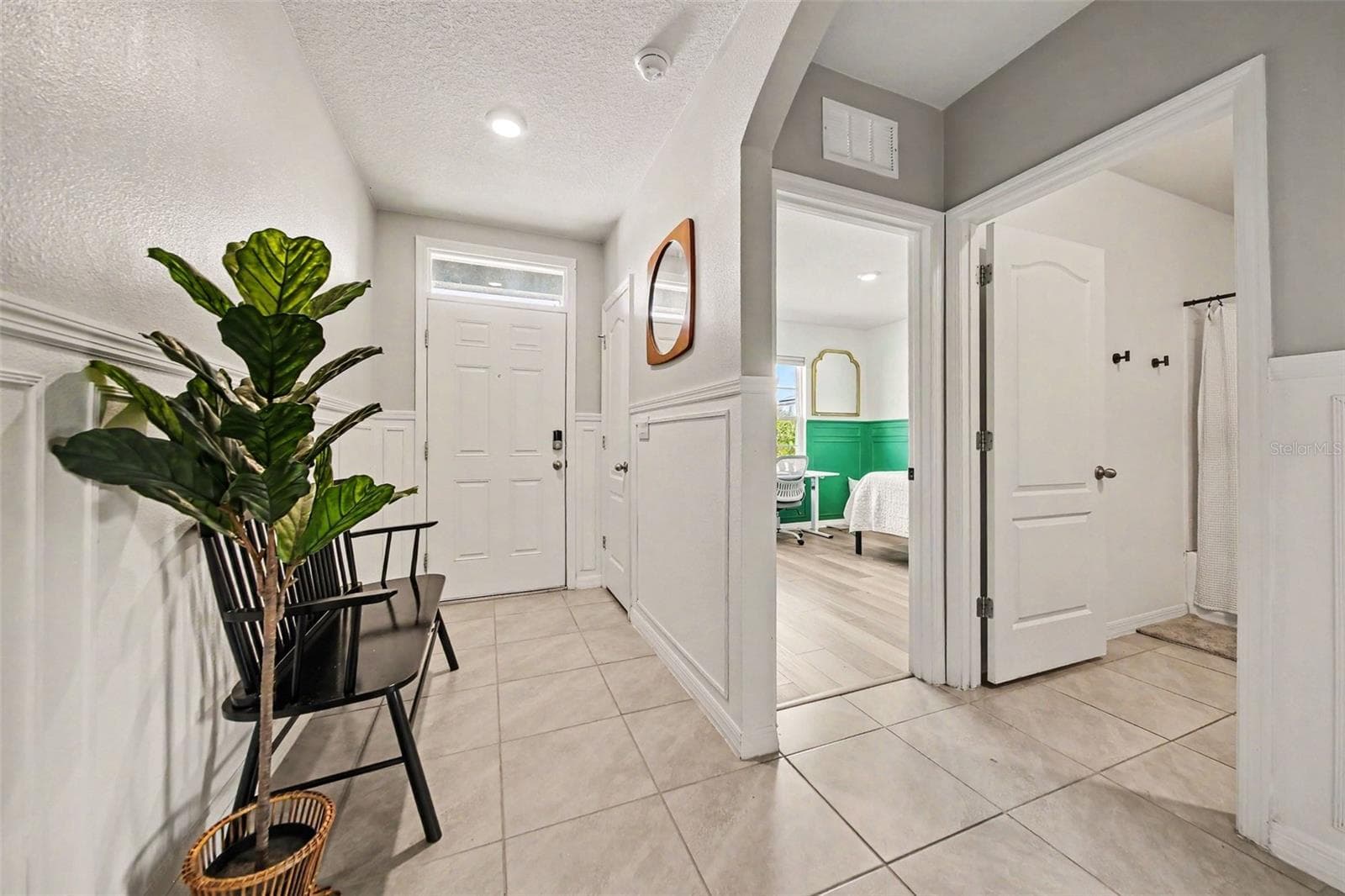 Entry Way - 6708 ALDER RD, HARMONY