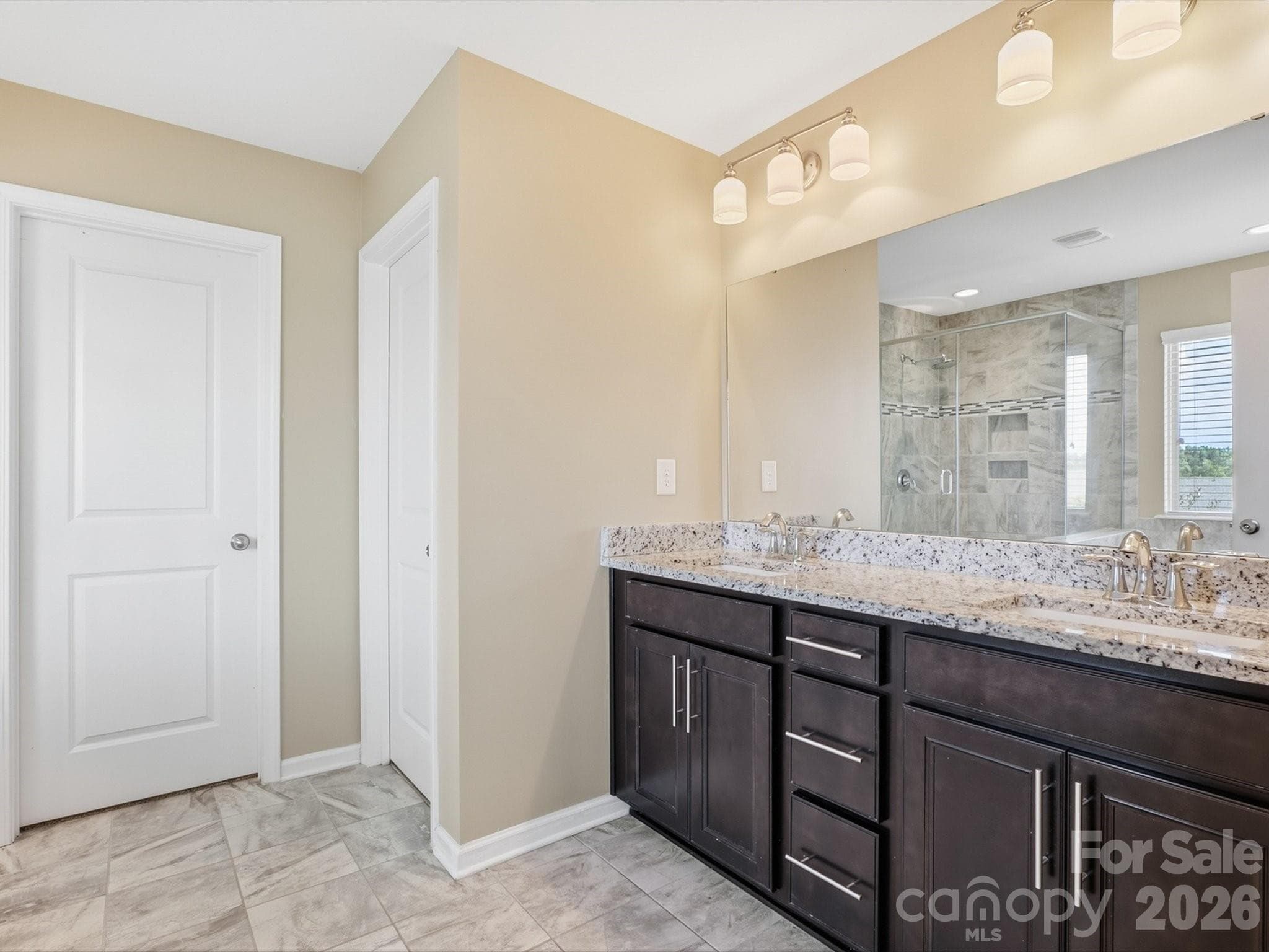Single Family Residence at 2020 Pinyon Lane, Lancaster, photo 38 of 55