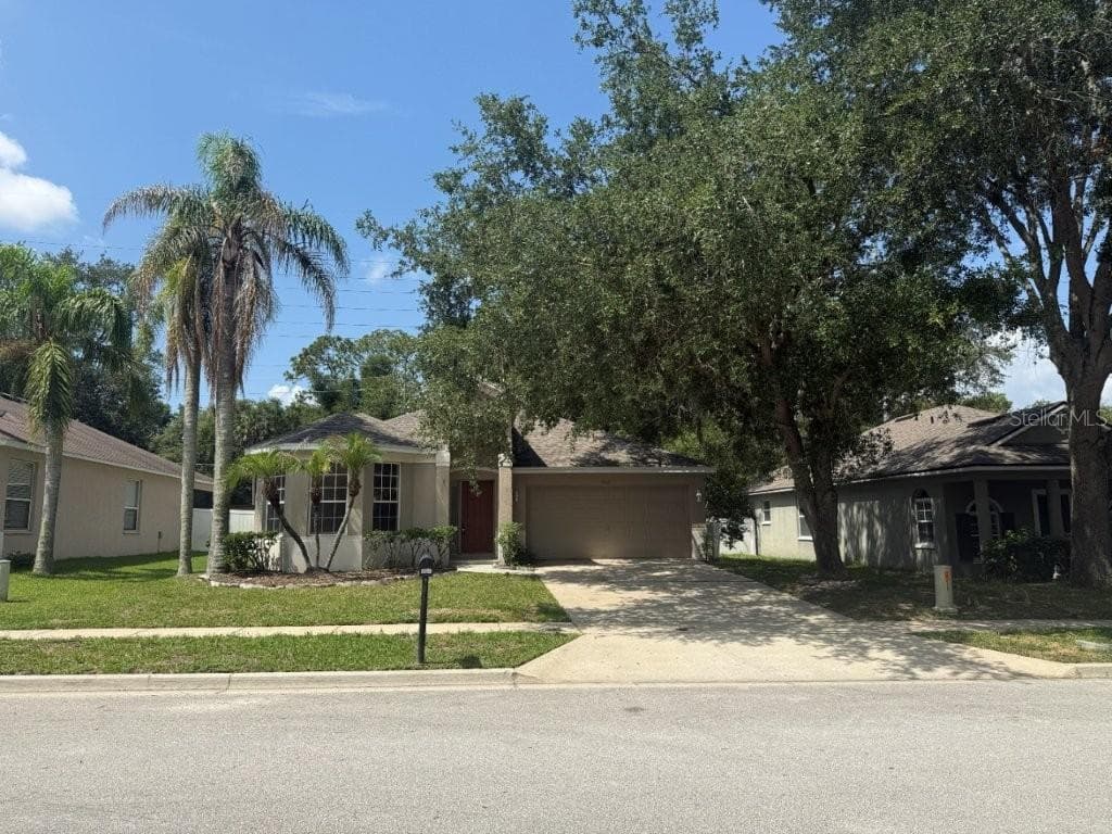 1102 MAGNOLIA BLOSSOM CT