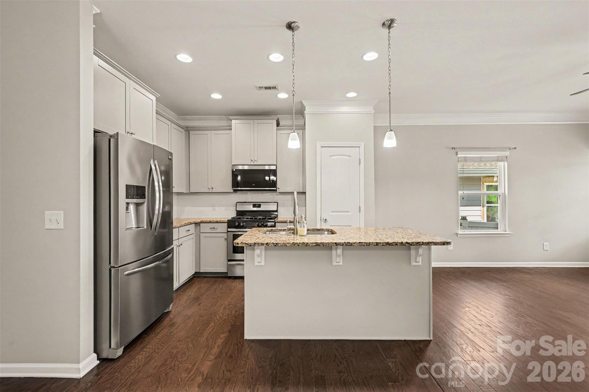 Single Family Residence at Lancaster, photo 5 of 29