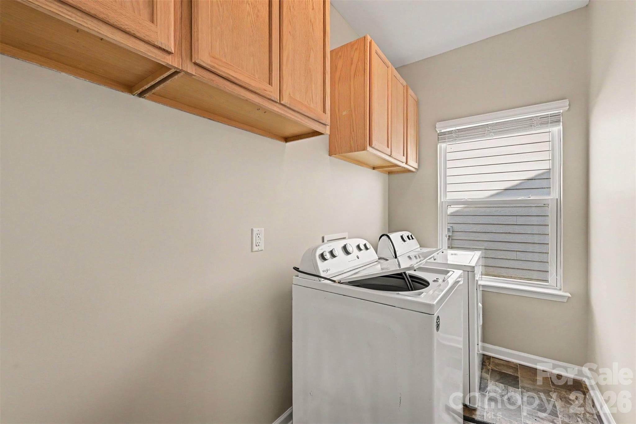 Single Family Residence at 230 Sycamore Drive, Lancaster, photo 21 of 37